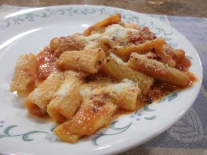 rigatoni pomodoro sauce